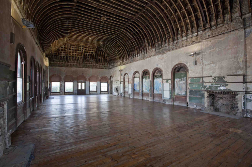 The newly reopened Old Waiting Room (Picture: Benedict OLooney Architects)